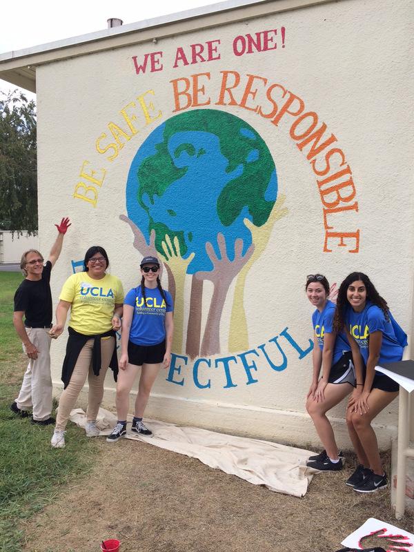 This is a group photo of volunteers on Volunteer Day.