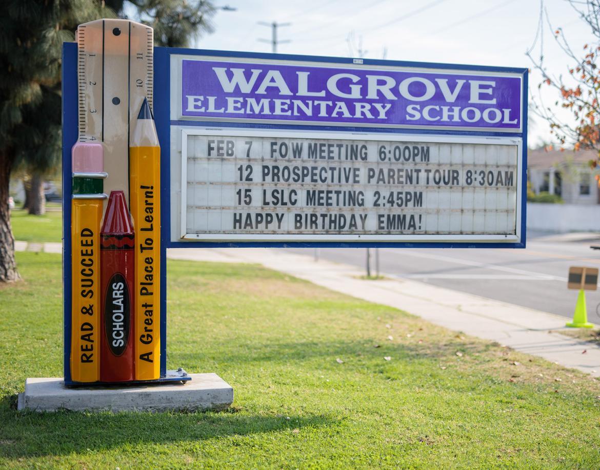 This is a photo of the front of Walgrove Elementary School.